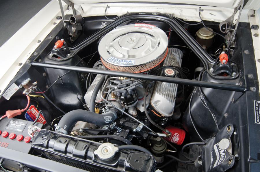  Shelby GT350 Fastback 1965 года  (фото 59 из 80)